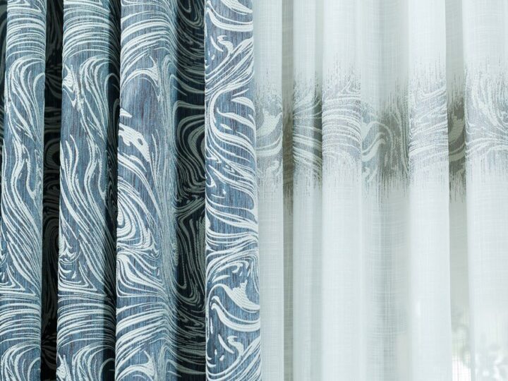 Kotary zamiast drzwi – jak wybrać stylowe i praktyczne rozwiązania