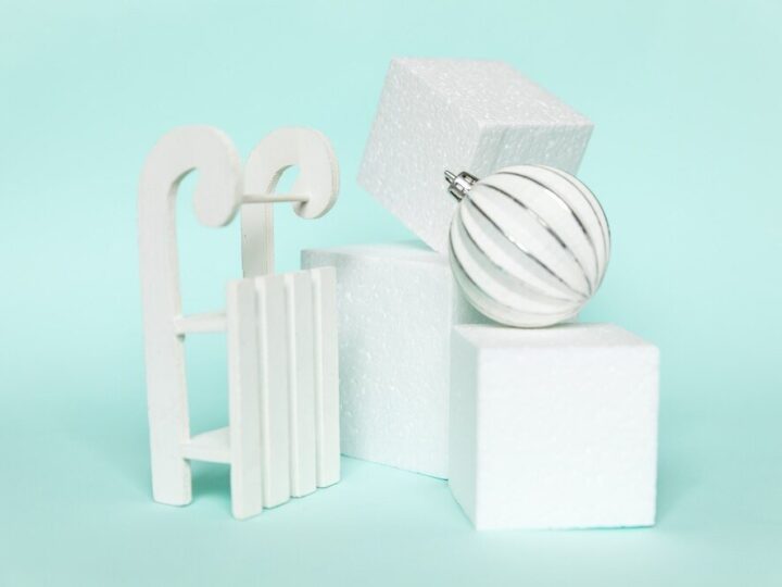 Czym pomalować styropianowe ozdoby, aby wyglądały jak nowe?