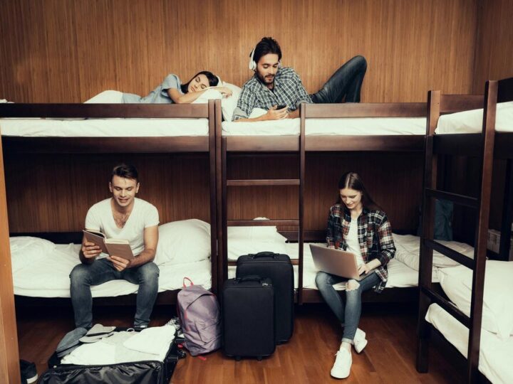 Czym się różni hostel od hotelu – najważniejsze różnice dla gości
