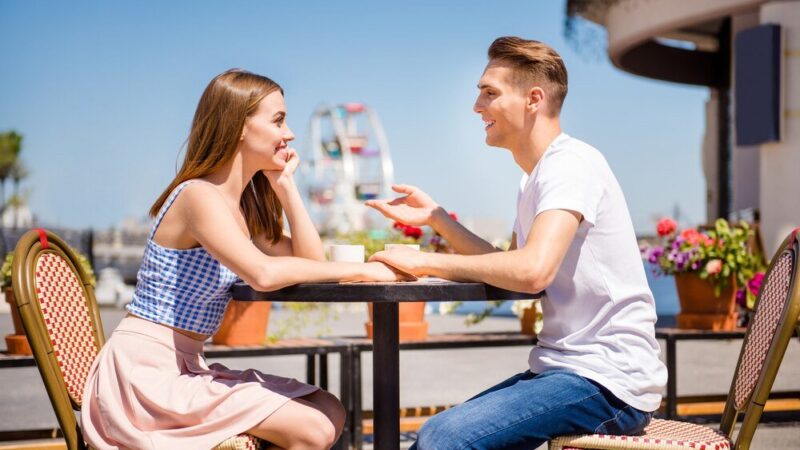 Jak zaprosić dziewczynę na randkę – przykłady zdań i podpowiedzi
