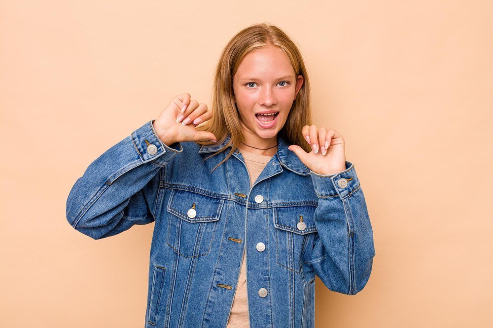 Szponcić – co to znaczy w slangu młodzieżowym?